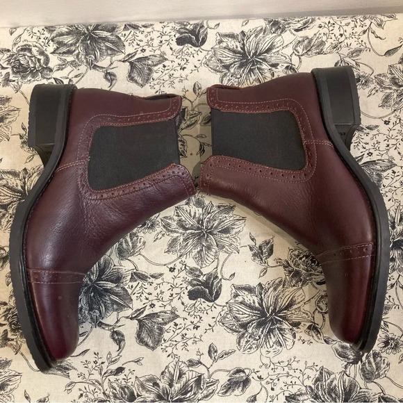 BIOTIME Sz 9 Adriana Chelsea Oxford Style Leather Ankle Booties - Picture 8 of 12